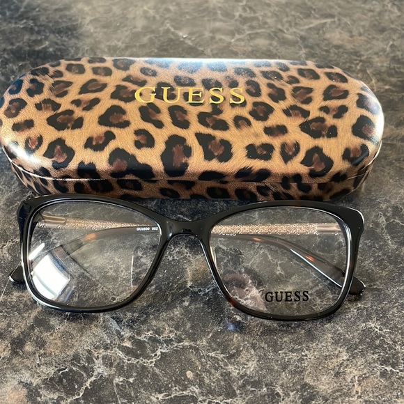 Guess Glasses GU2500 052 Havana - Picture 5 of 6